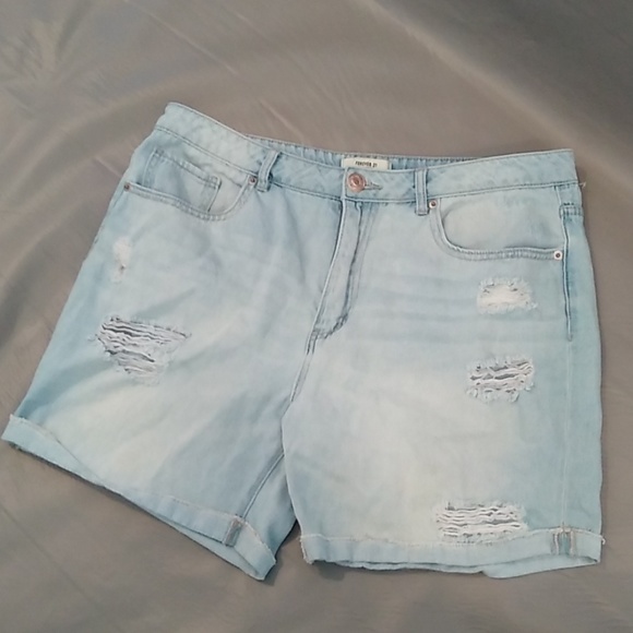 Forever 21 Pants - 3/$15 Forever 21 distressed light wash jean shorts